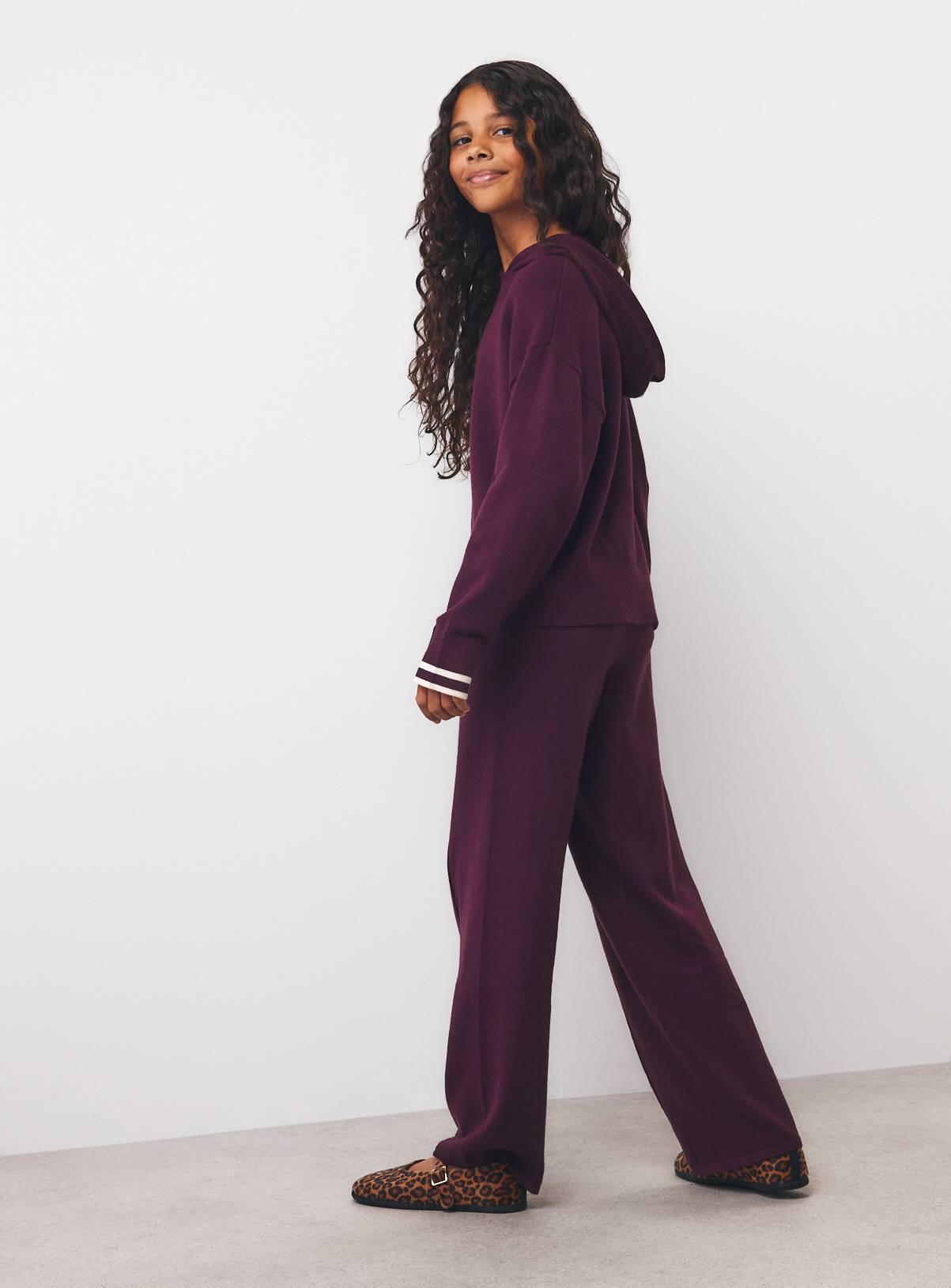 Burgundy Knitted Hoodie & Trouser Set 7 years - Image 5