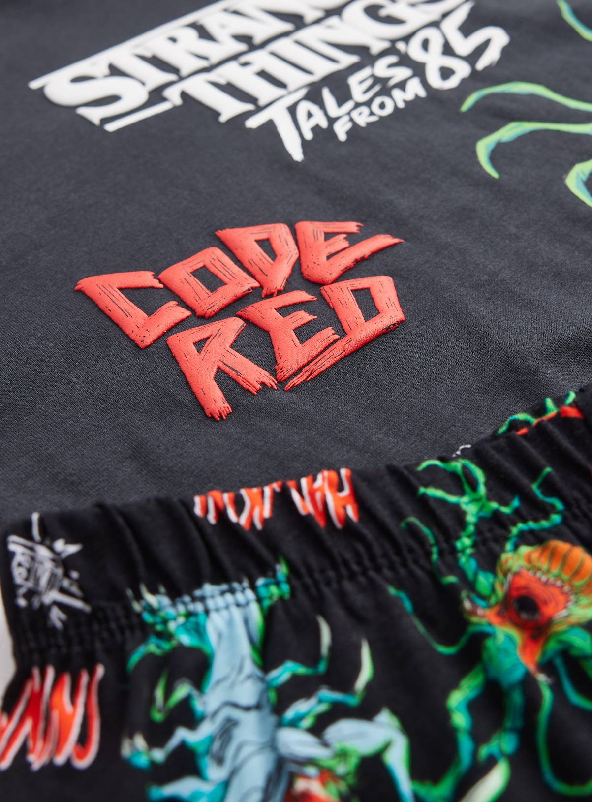 Stranger Things Pyjama Set 11-12 years - Image 3