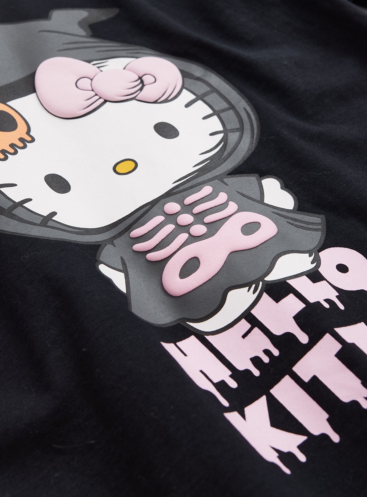 Halloween Hello Kitty Black T-Shirt 11 years - Image 2 thumbnail