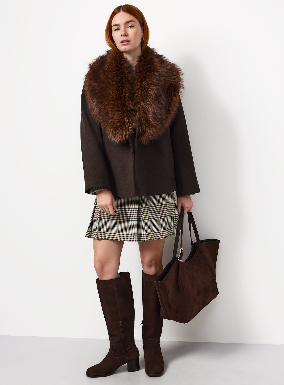 Brown Faux Fur Collar Peacoat L - Image 3 thumbnail
