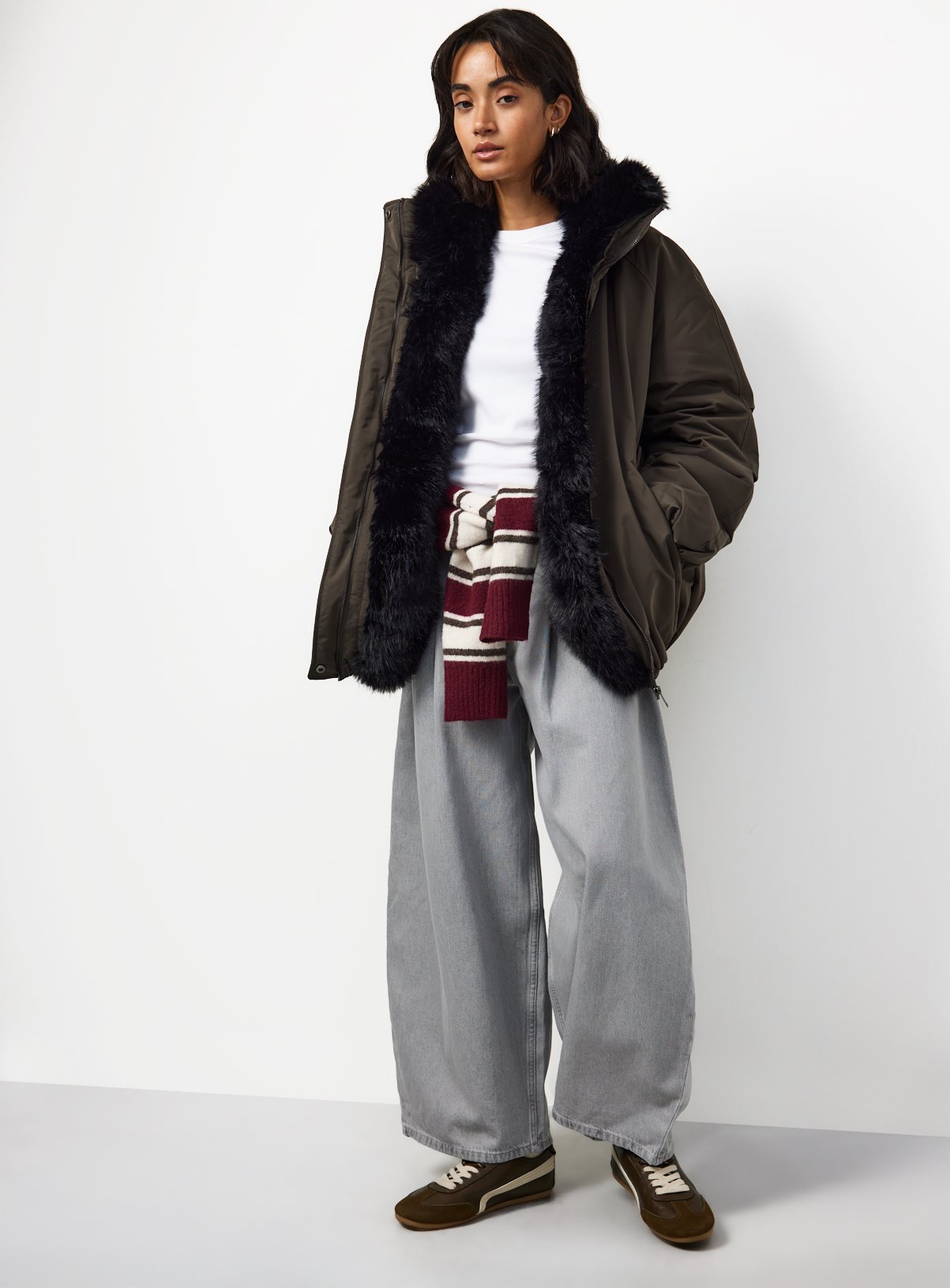 Khaki Faux Fur Collar Bomber Jacket M - Image 3 thumbnail