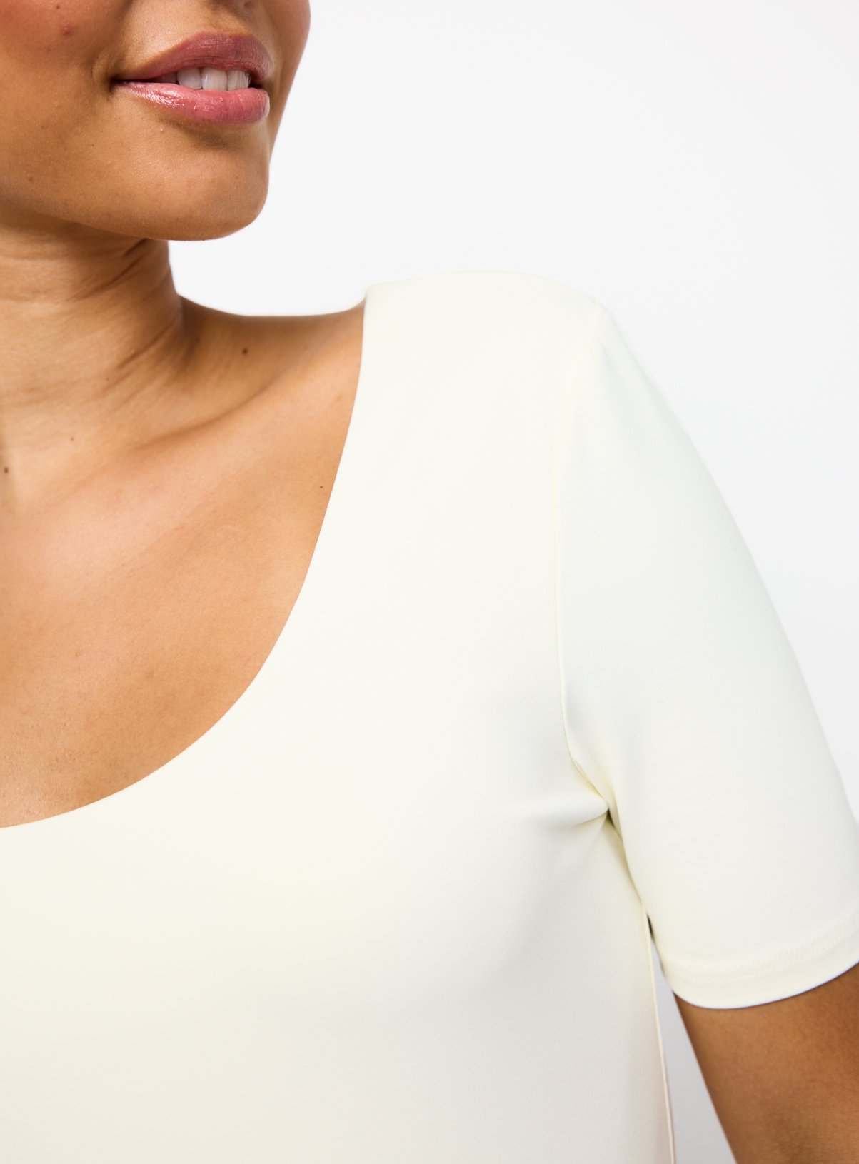 White Polyamide Slim Fit Scoop Neck T-Shirt 24 - Image 3 thumbnail