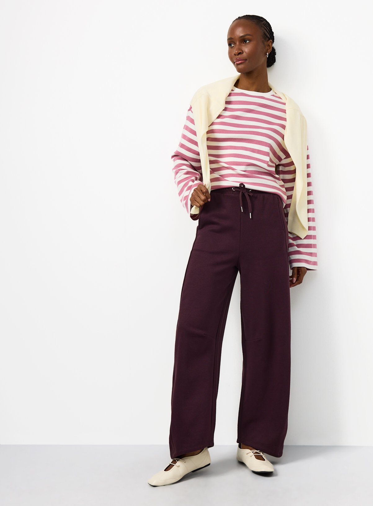Plum Sweat Barrel Joggers M - Image 2 thumbnail