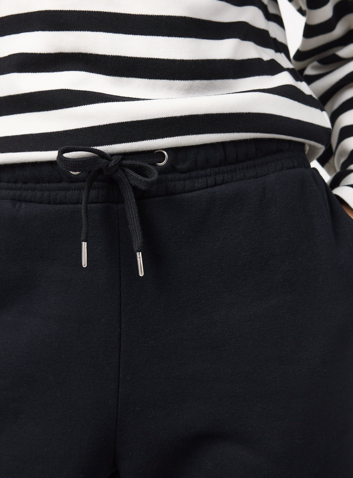 Black Wide Leg Joggers XXL - Image 3 thumbnail