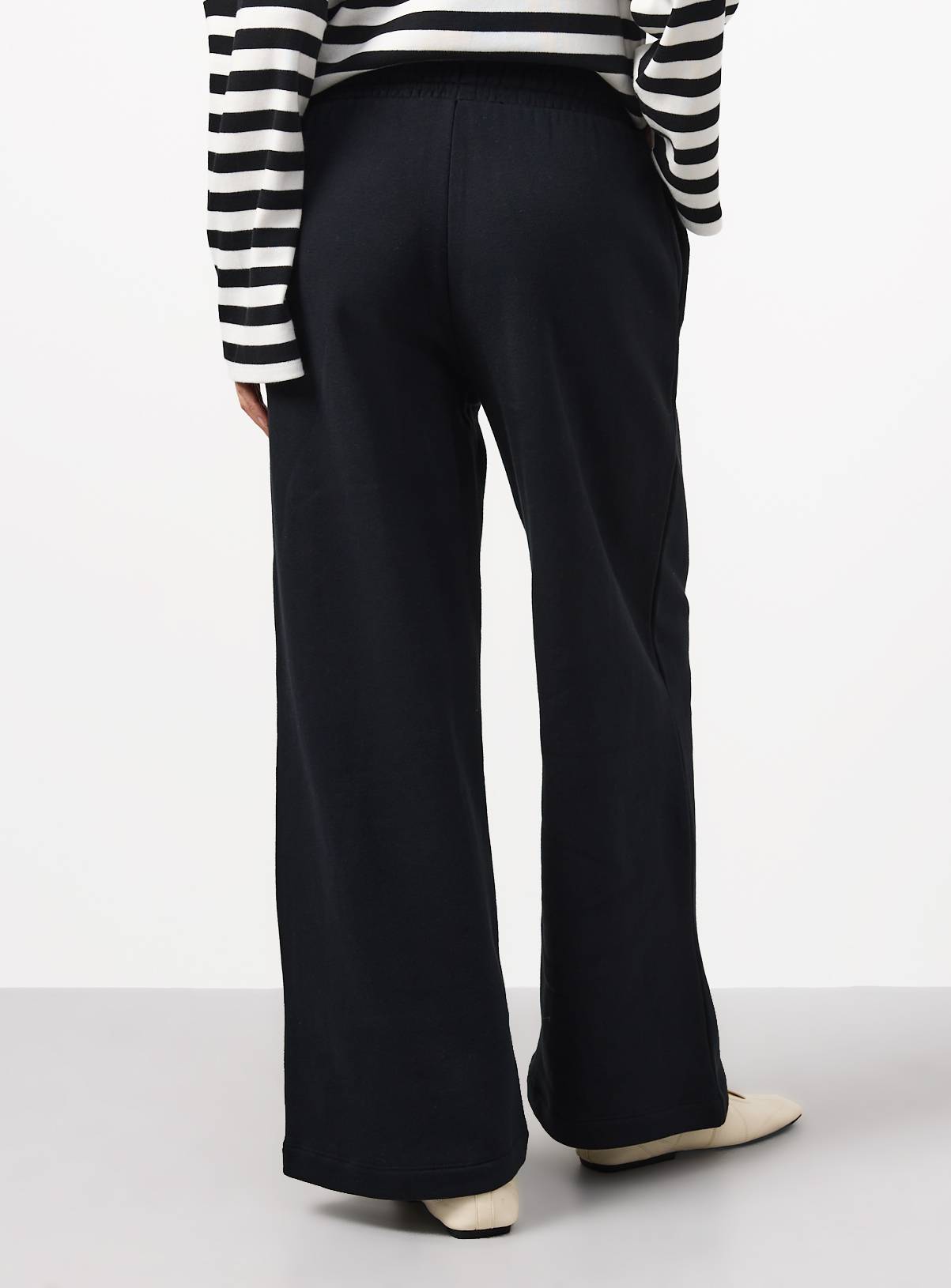 Black Wide Leg Joggers XXL - Image 4