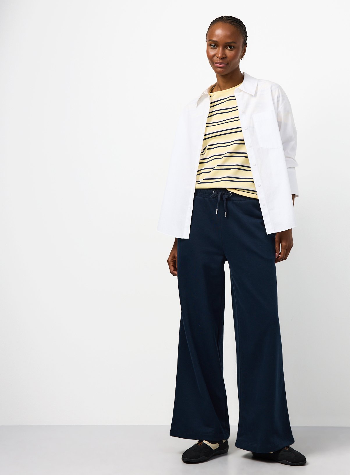 Navy Wide Leg Joggers M - Image 2 thumbnail