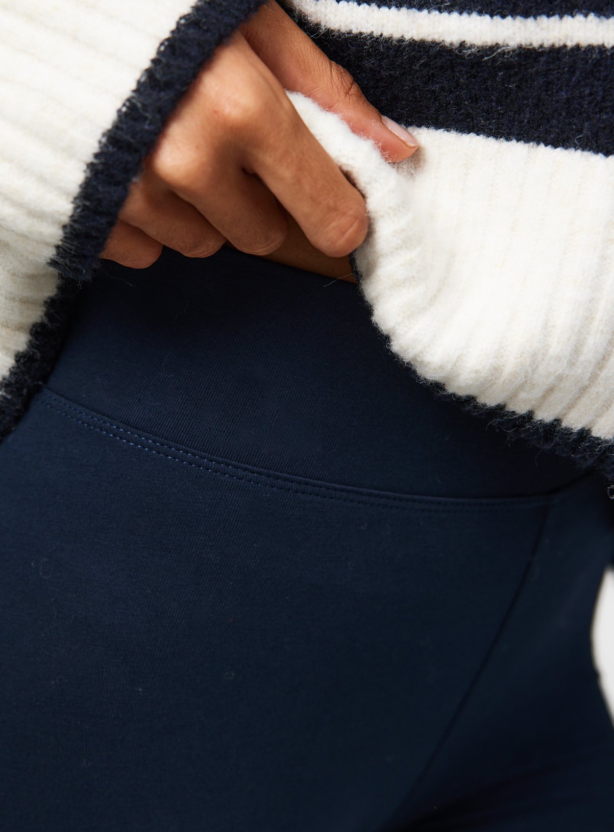 Navy Modal Leggings XL - Image 3 thumbnail