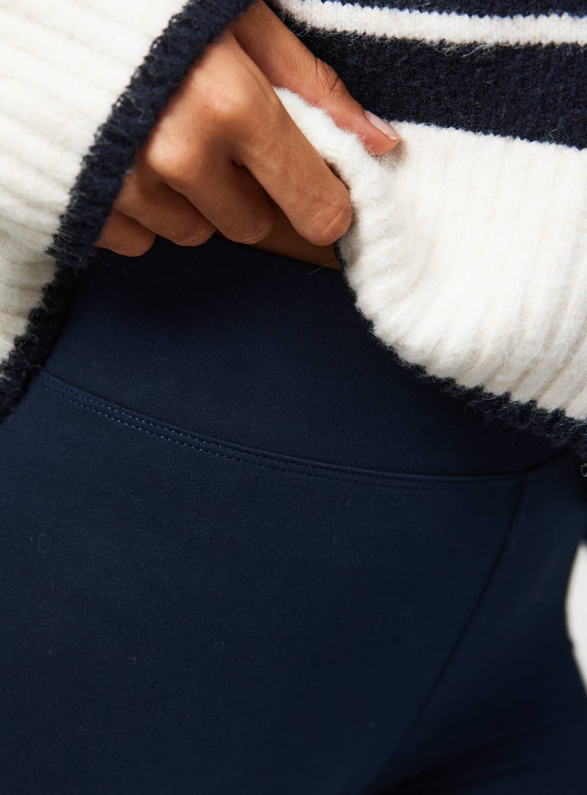 Navy Modal Leggings XL - Image 3