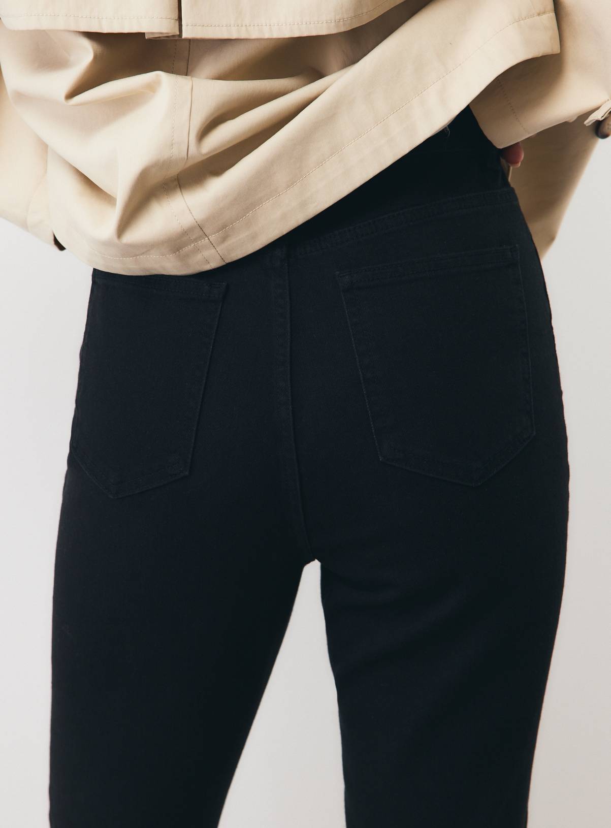 Black High Rise Skinny Jeans 8L - Image 2