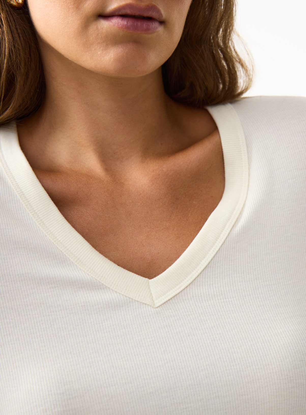 Cream Ribbed V-Neck Long Sleeve T-Shirt 22 - Image 3 thumbnail