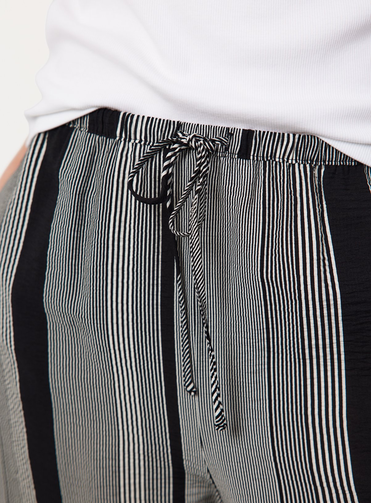 Black Stripe Print Culottes 10 - Image 3 thumbnail