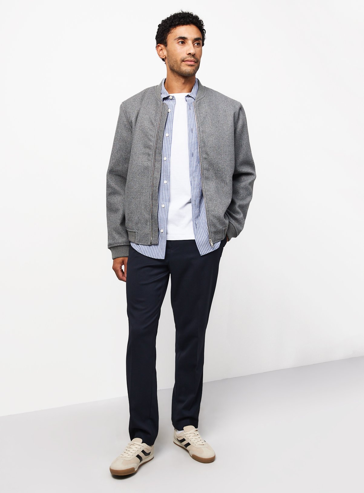 Navy Regular Fit Twill Trousers W42 L33 - Image 2 thumbnail