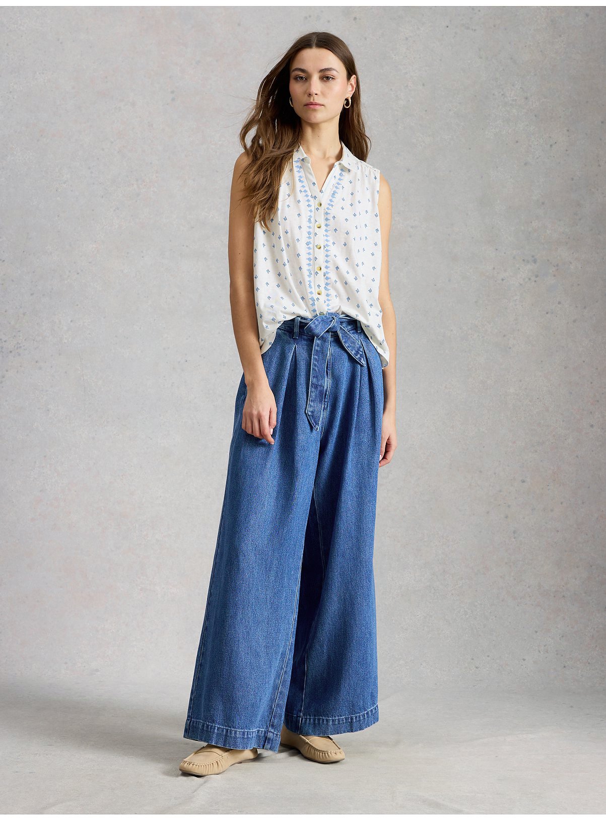 WHITE STUFF Amy Embroidered Sleeveless Shirt 8 - Image 4 thumbnail
