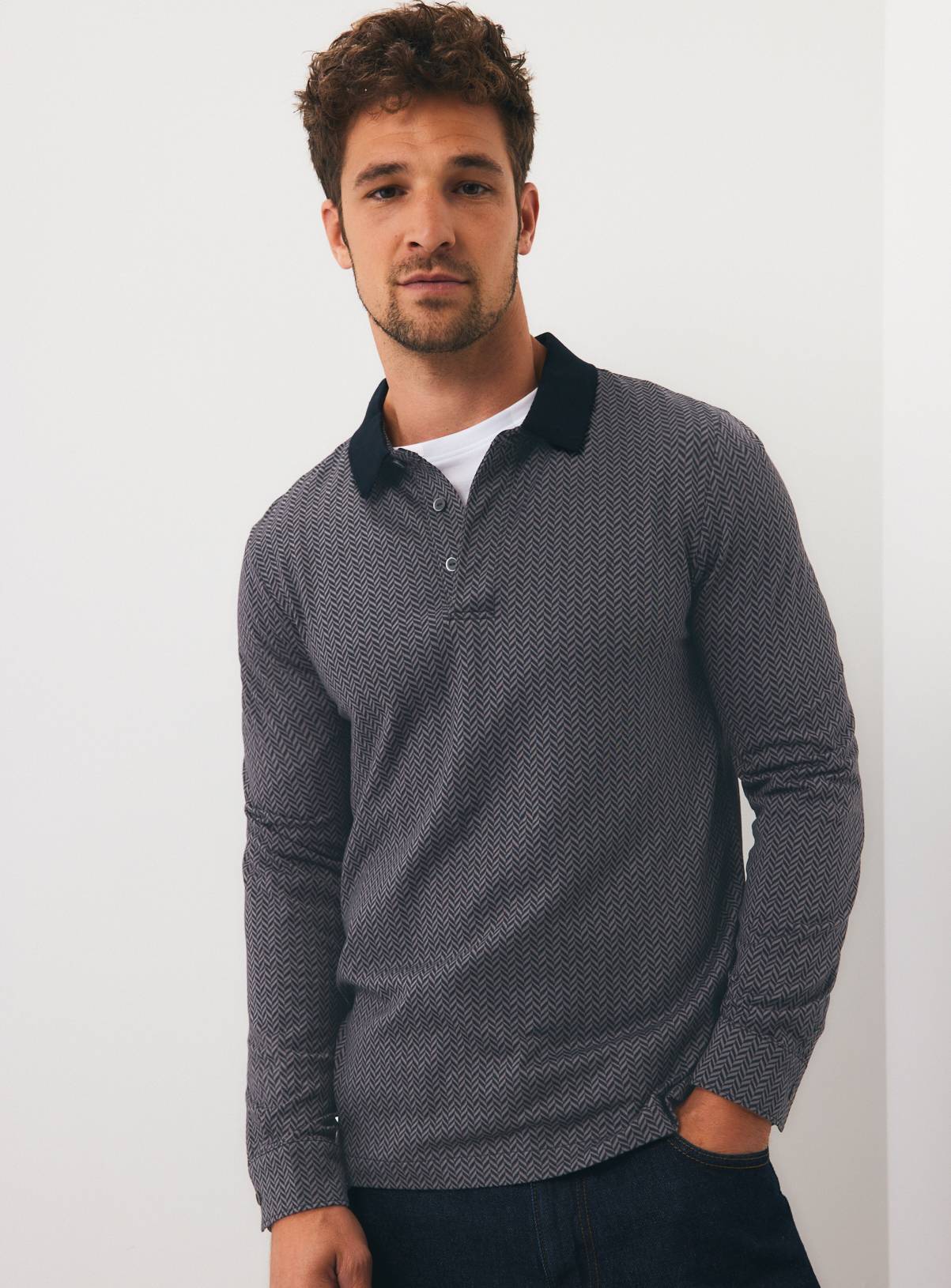 Black Long Sleeved Herringbone Polo XXXL - Image 1
