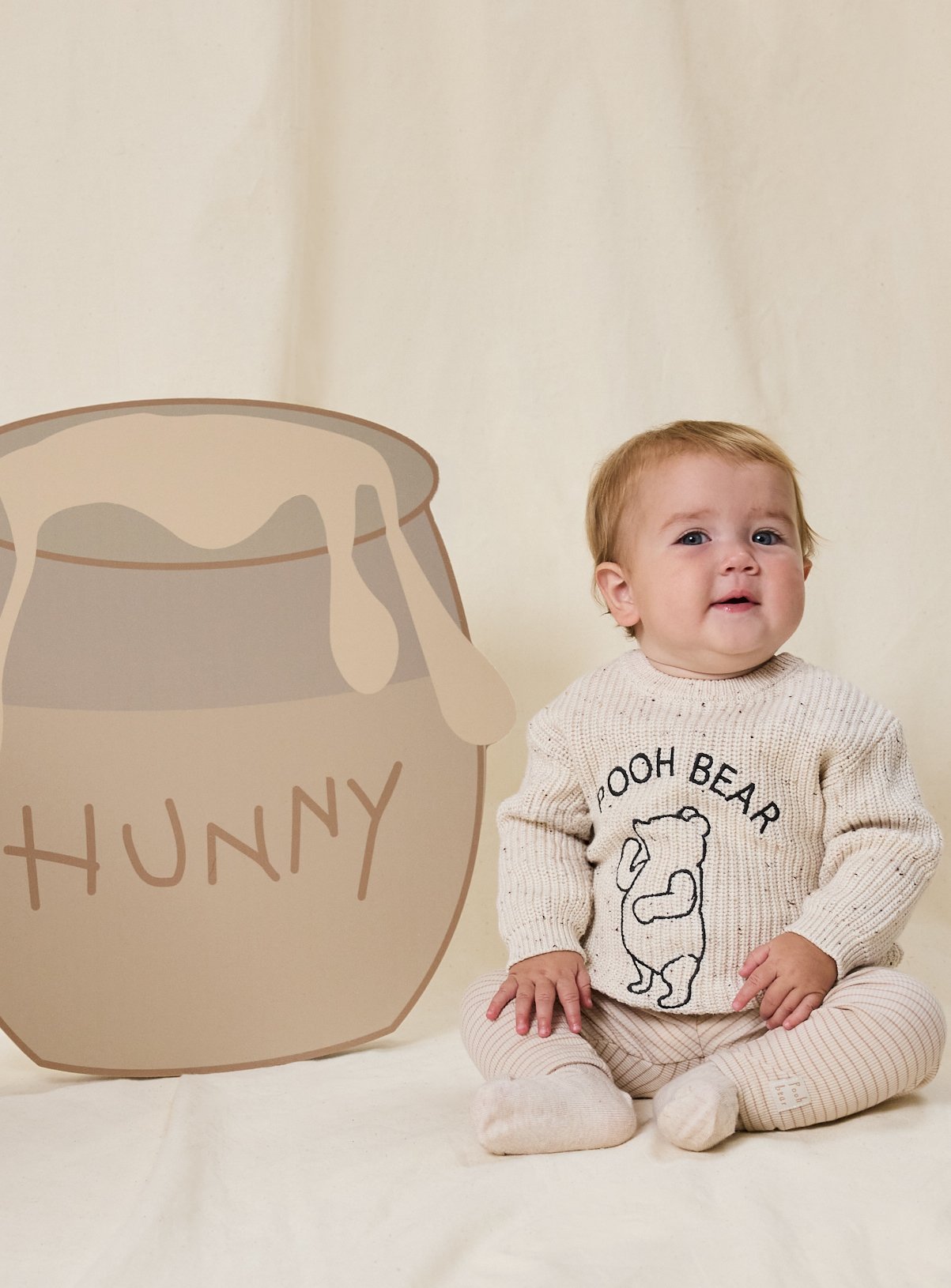 Winnie the Pooh Ribbed Outfit Set 6-9 months - Image 2 thumbnail