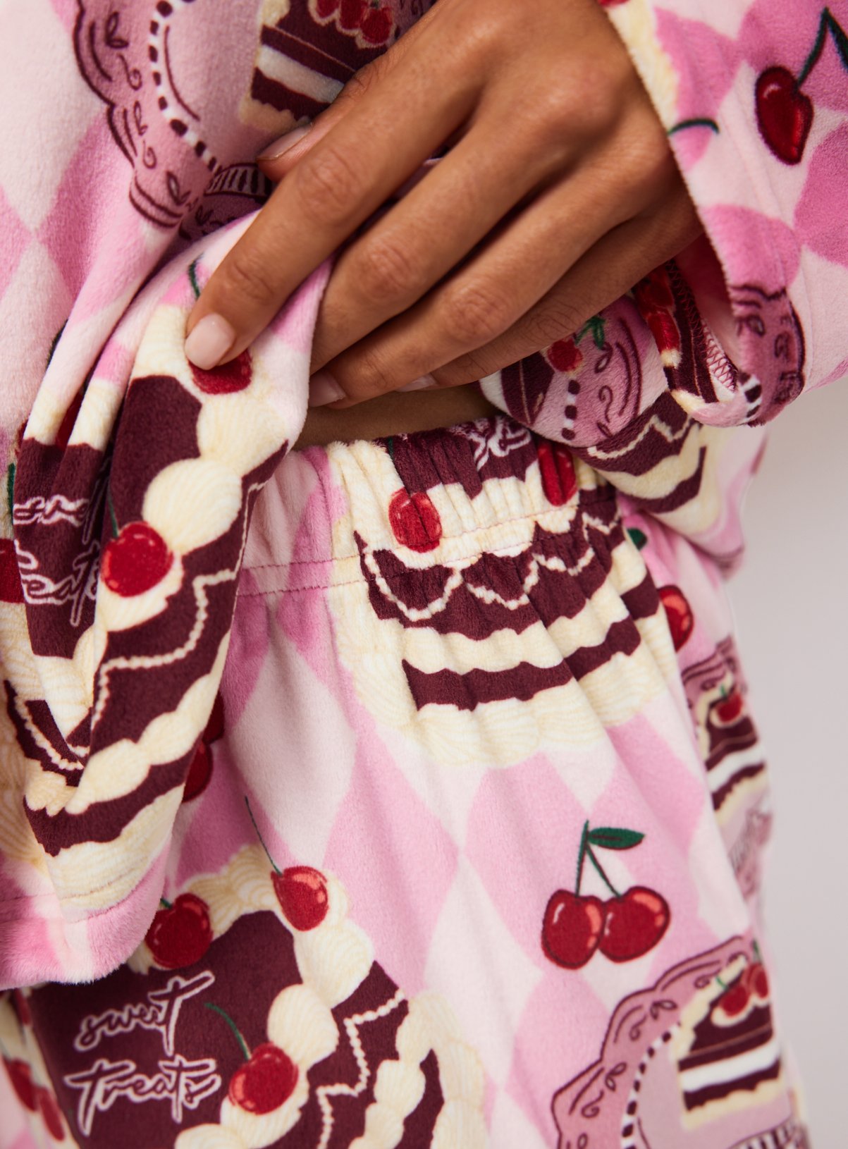 Pink Cake Slinky Traditional Pyjamas S - Image 3 thumbnail
