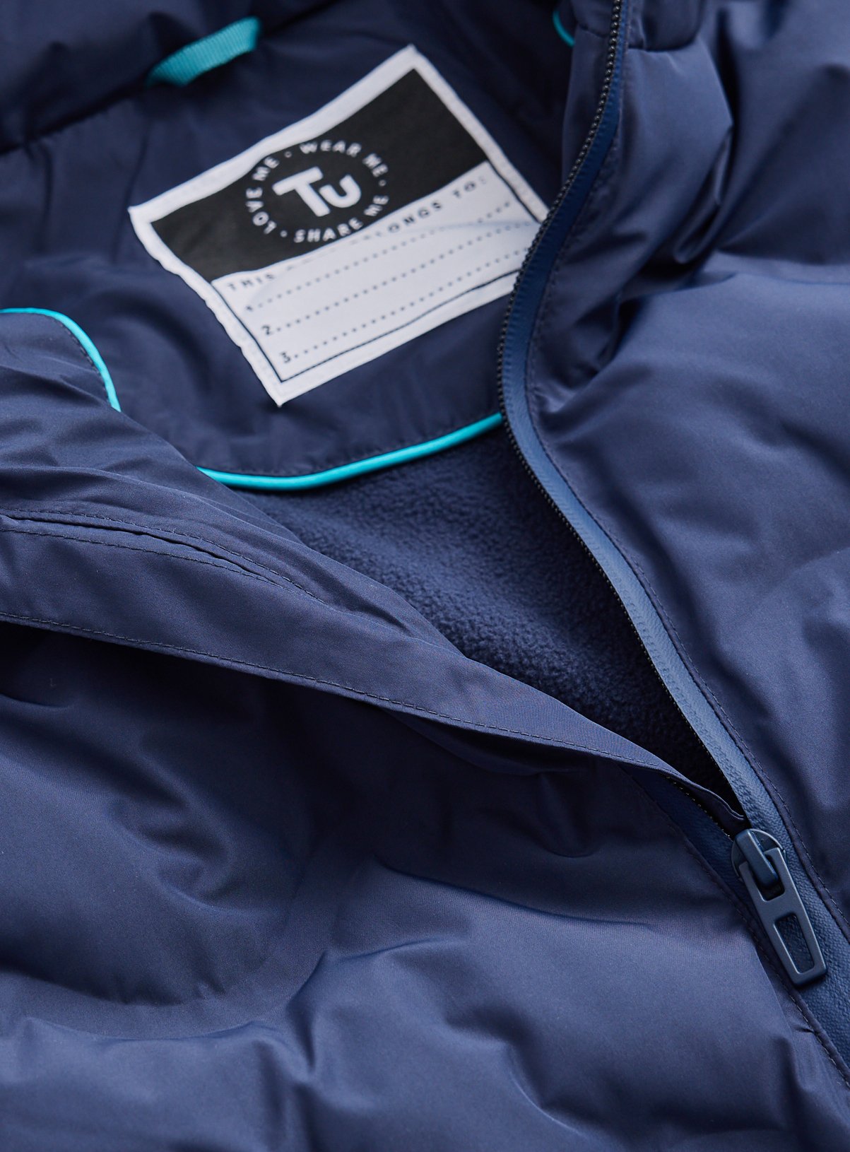 Navy Puffer Jacket 5-6 years - Image 2 thumbnail