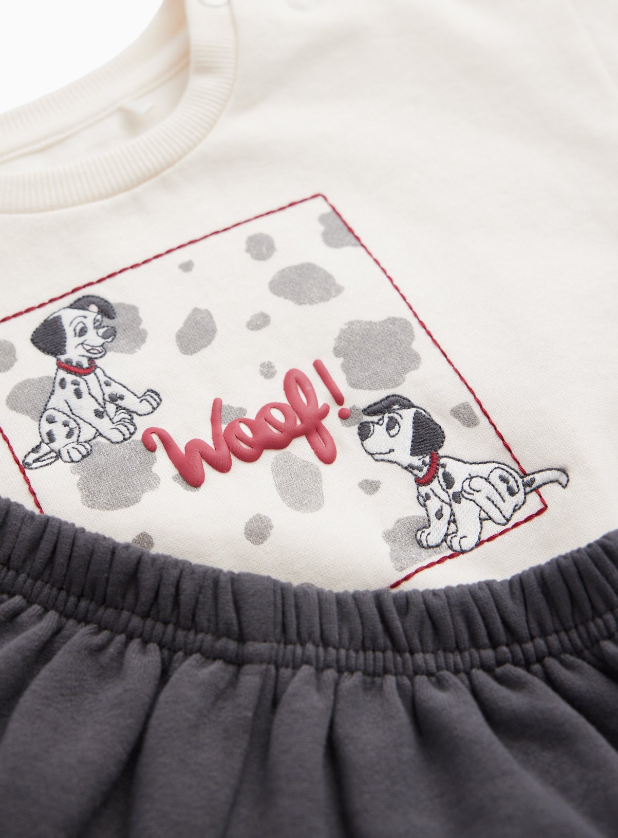101 Dalmatians Sweatshirt & Joggers Set 6-9 months - Image 2 thumbnail