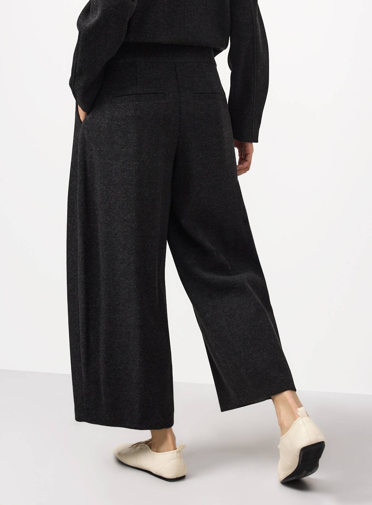 Grey Barrel Leg Trousers 16 - Image 4