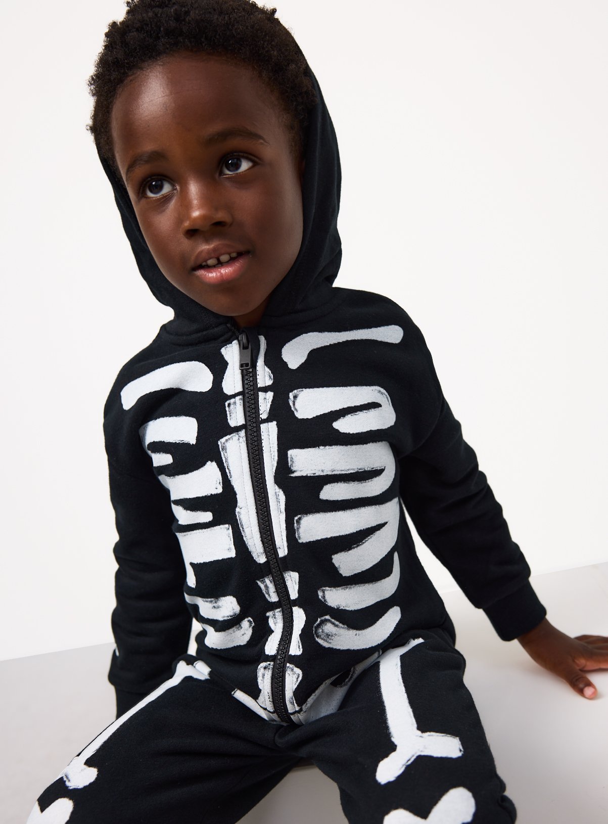 Black Skeleton Halloween Print All in One 5-6 years - Image 2 thumbnail