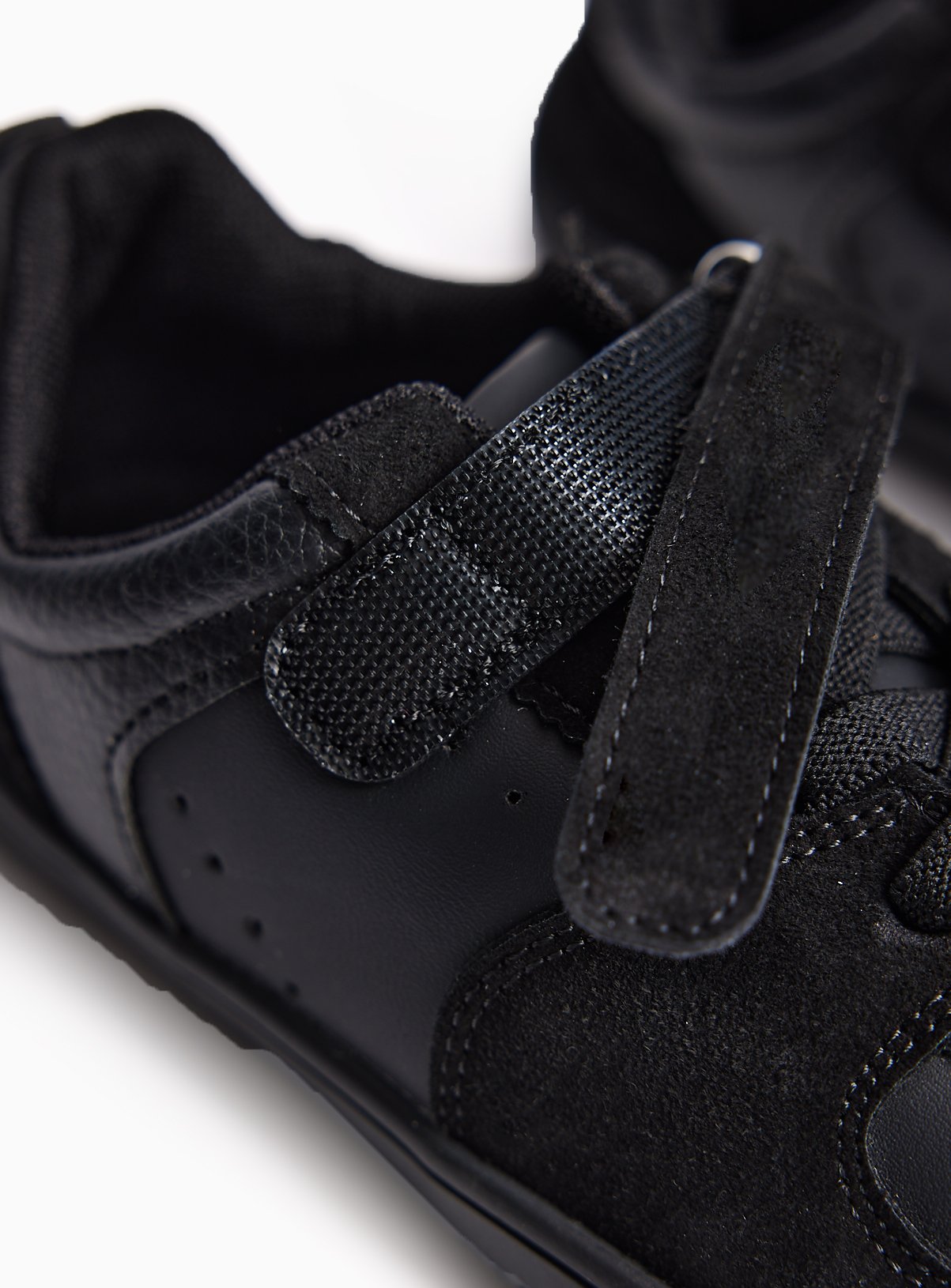 Black Unisex Barefoot Trainers 2 - Image 4 thumbnail