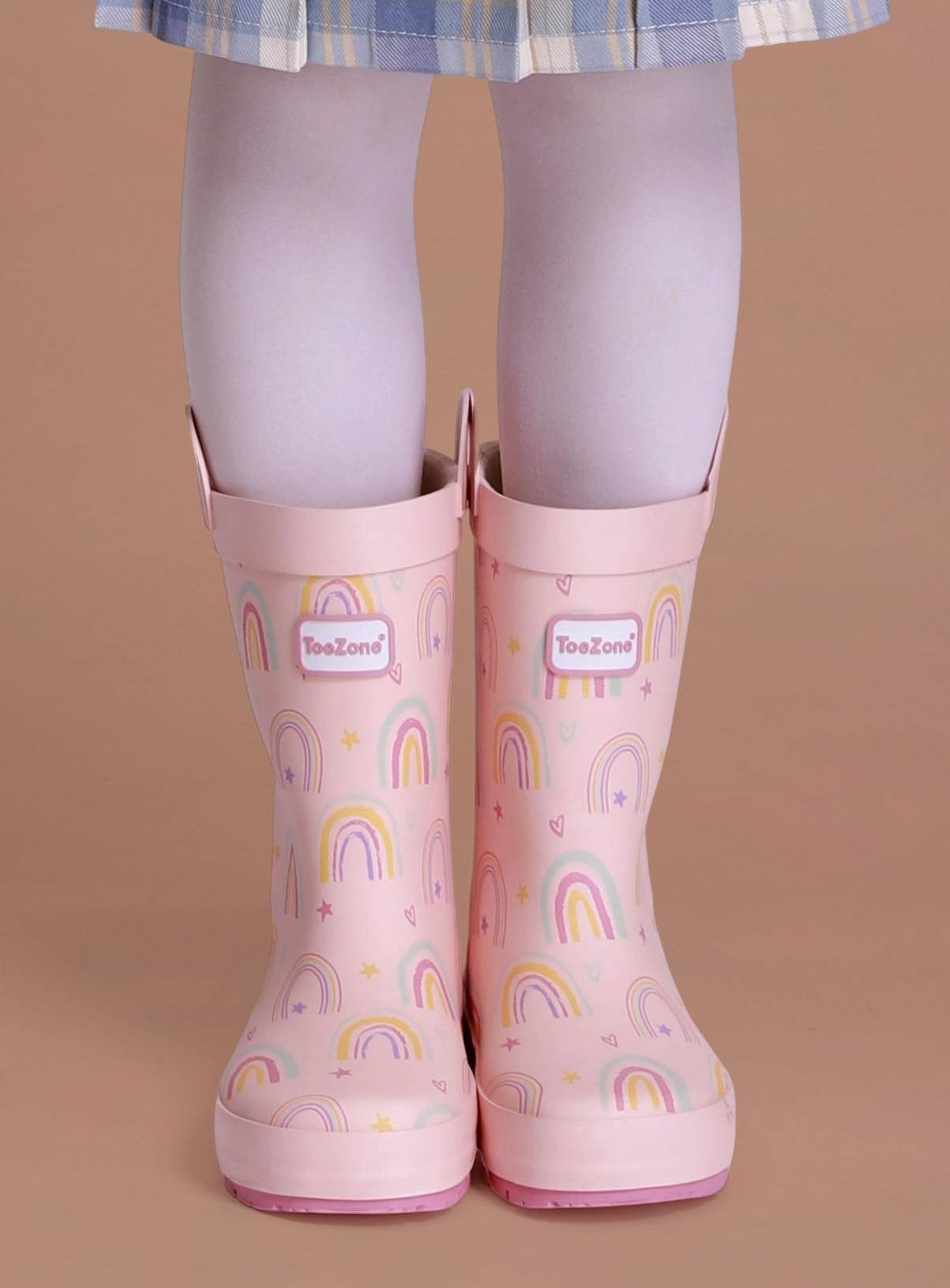 TOEZONE Etta Girls Rainbow Print Pink Waterproof Lined Wellies 6 Infant - Image 4