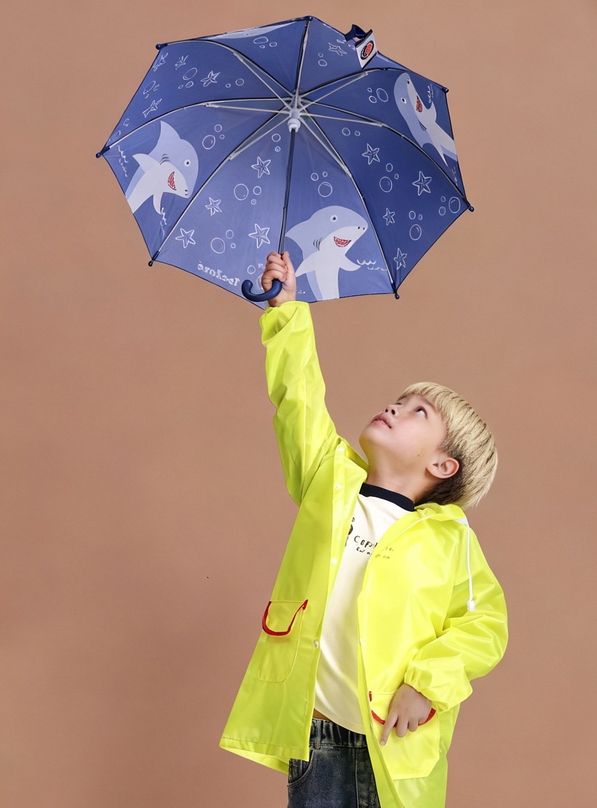 TOEZONE Finn Boys Navy Shark Character Waterproof Rain Umbrella One Size - Image 3 thumbnail