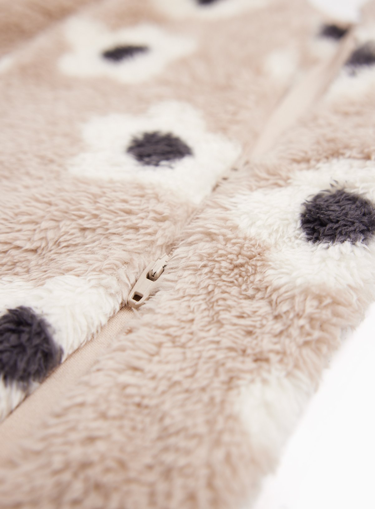 Neutral Fluffy Flower Pattern Fleece Zip Sleepsuit 3-6 months - Image 2 thumbnail