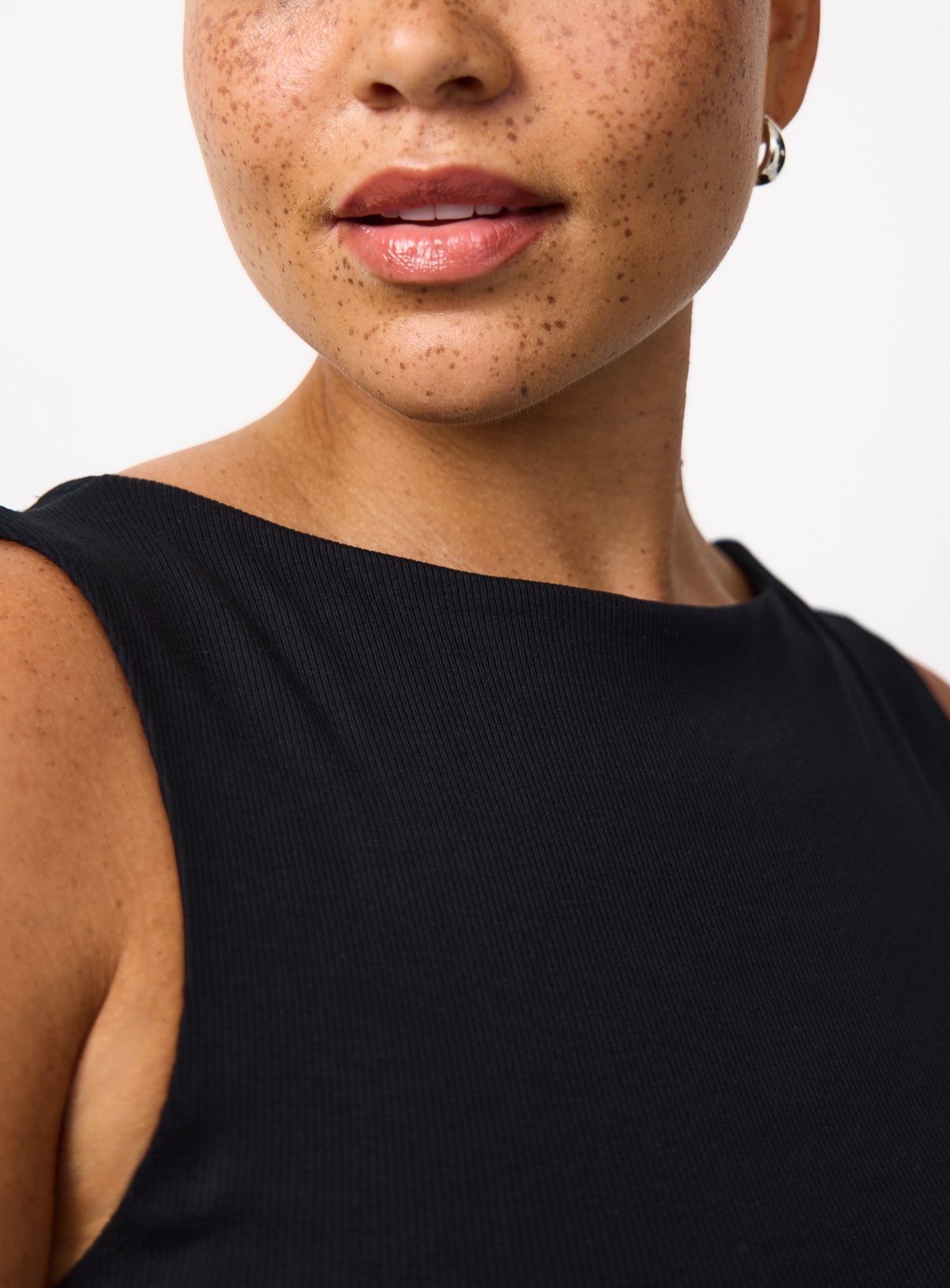 Black Ribbed Boat Neck Vest 24 - Image 3 thumbnail