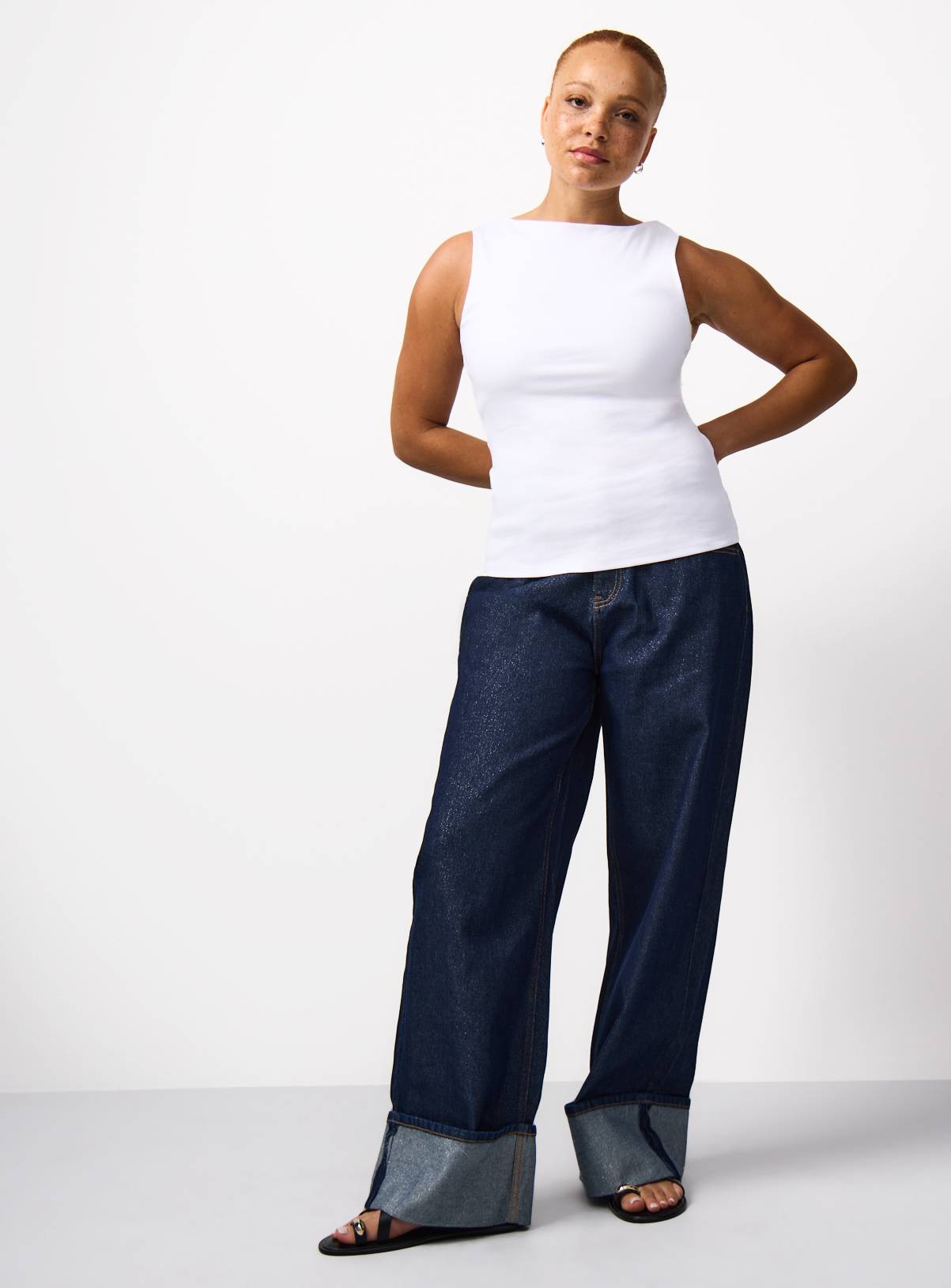 White Ribbed Boat Neck Vest 26 - Image 2