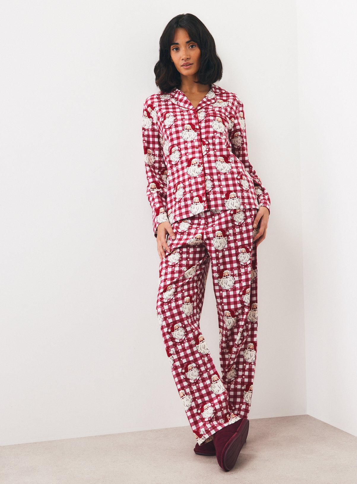 Family Matching Women's Christmas Santa Heads Check Traditional Pyjamas 20-22 - Image 2 thumbnail