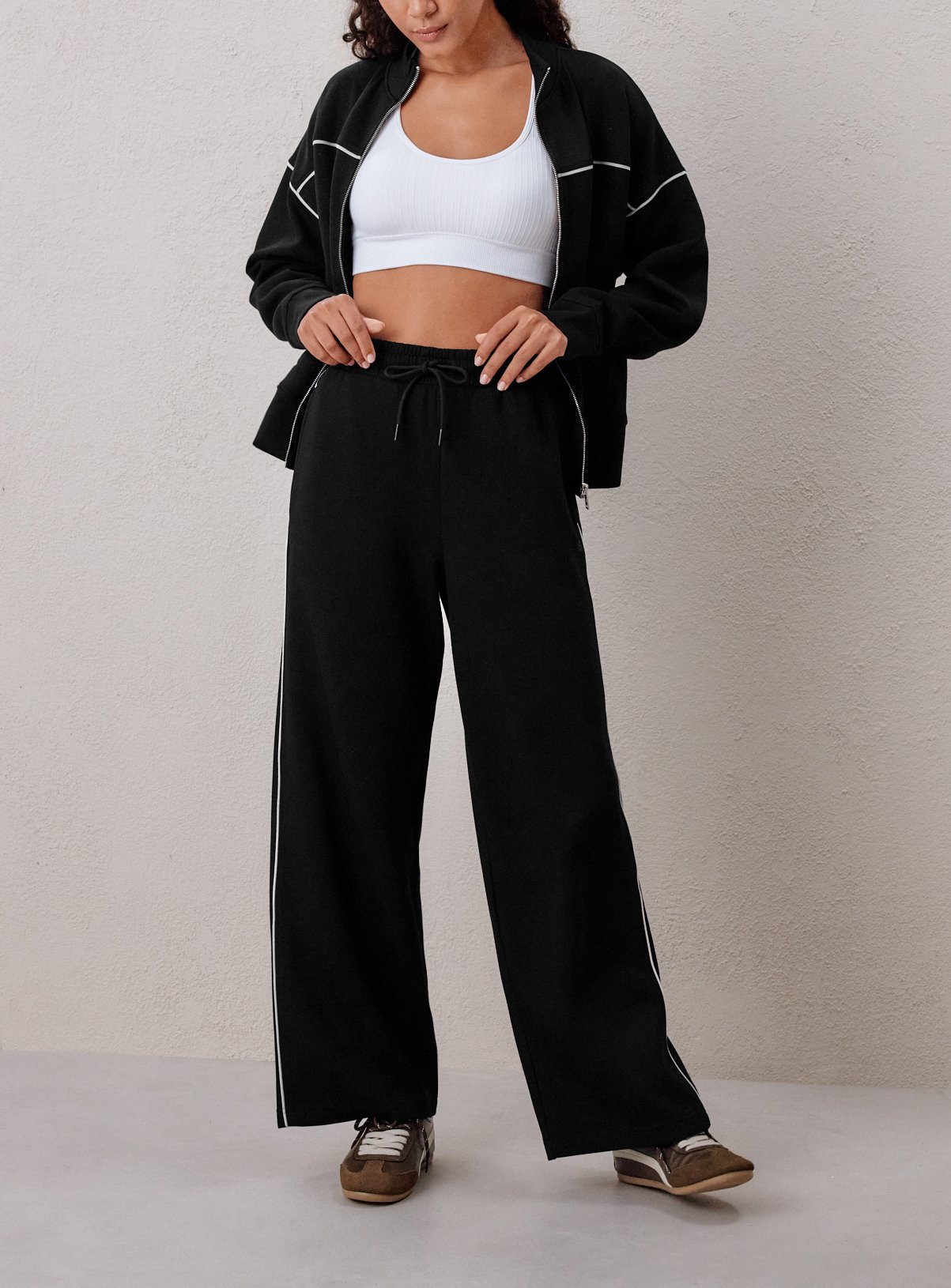REAKTIV Black Piped Scuba Wide Leg Jogger L - Image 1 thumbnail