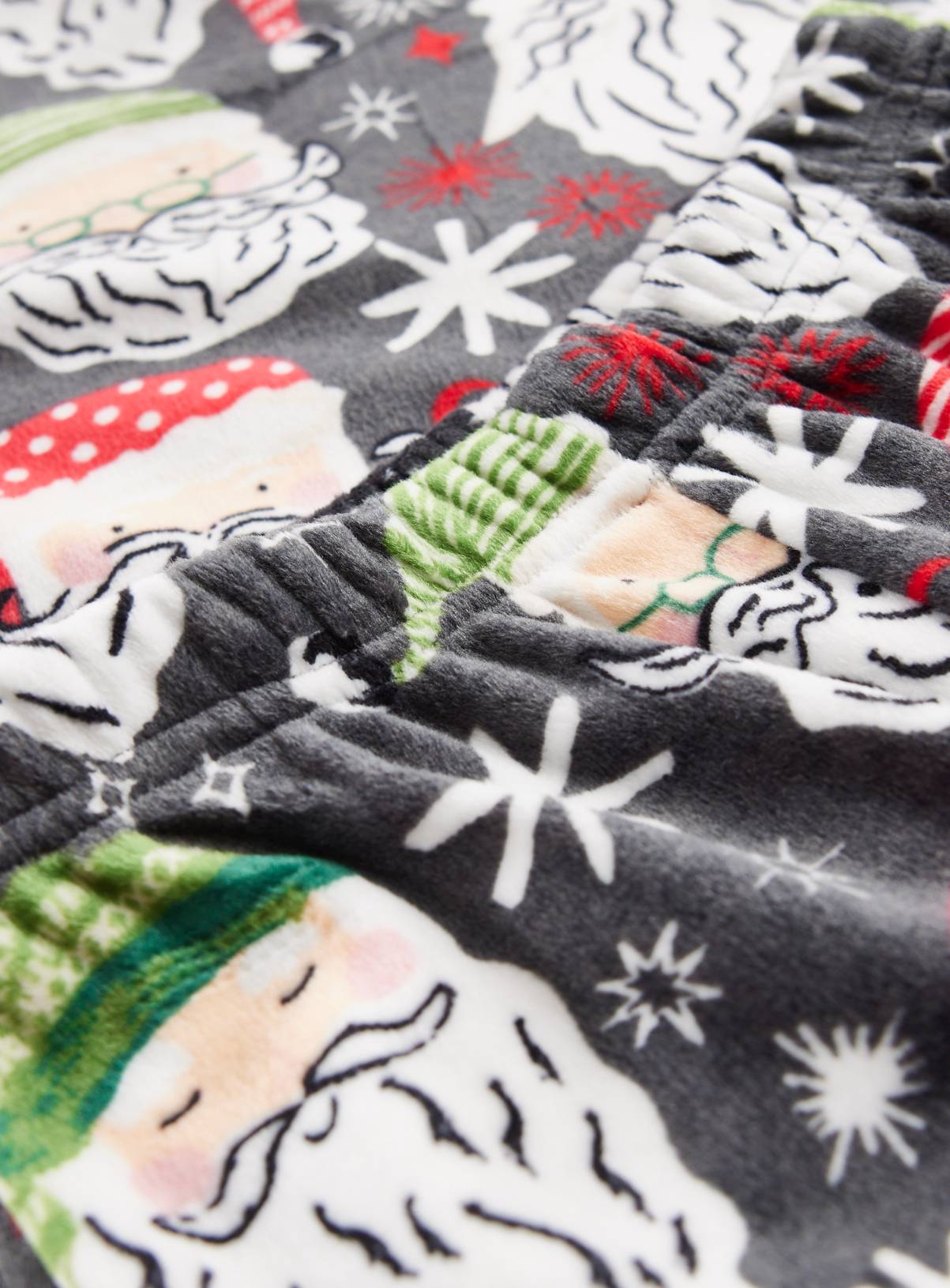 Family Matching Christmas Santa Head Print Slinky Pyjamas 8-9 years - Image 2