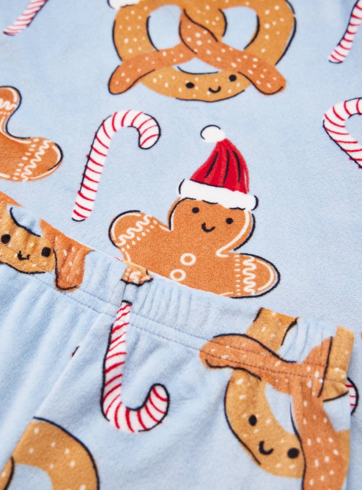 Family Matching Kids' Christmas Blue Pretzel Slinky Pyjama 6-7 years - Image 2