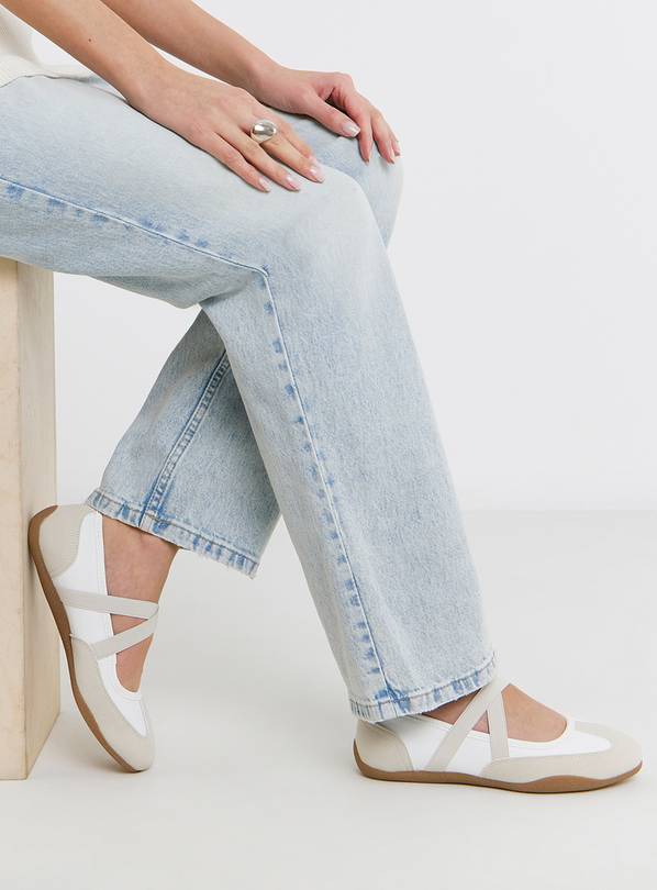 SIMPLY BE Ballet Trainer Wide Fit 5