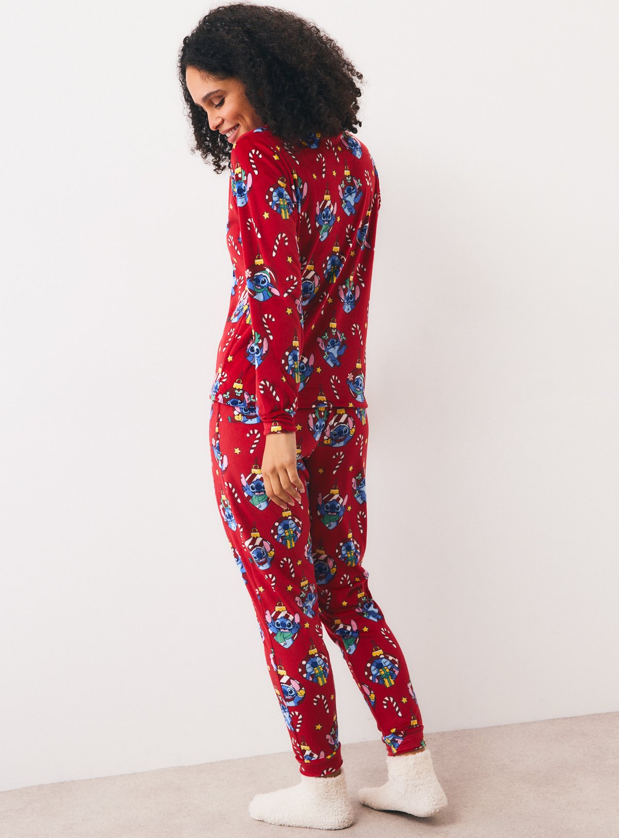 Disney Lilo & Stitch Christmas Slinky Pyjama Set 24-26 - Image 4 thumbnail