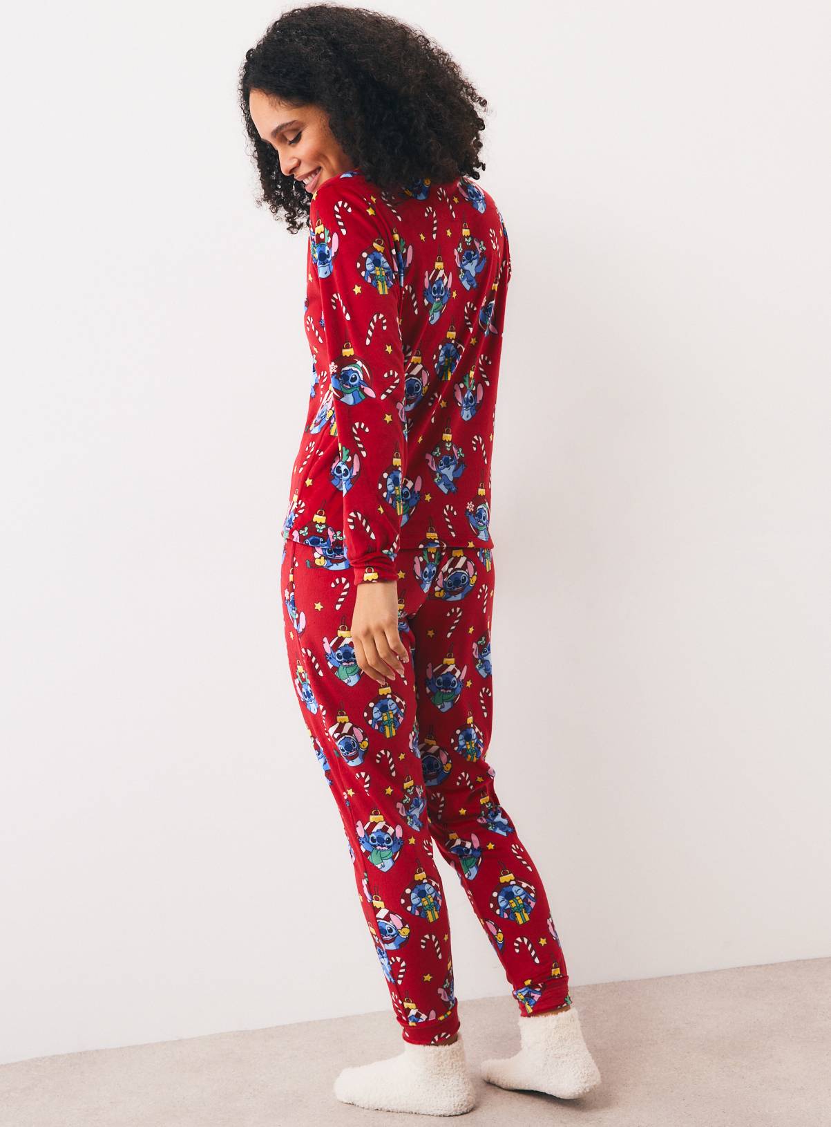 Disney Lilo & Stitch Christmas Slinky Pyjama Set 24-26 - Image 4