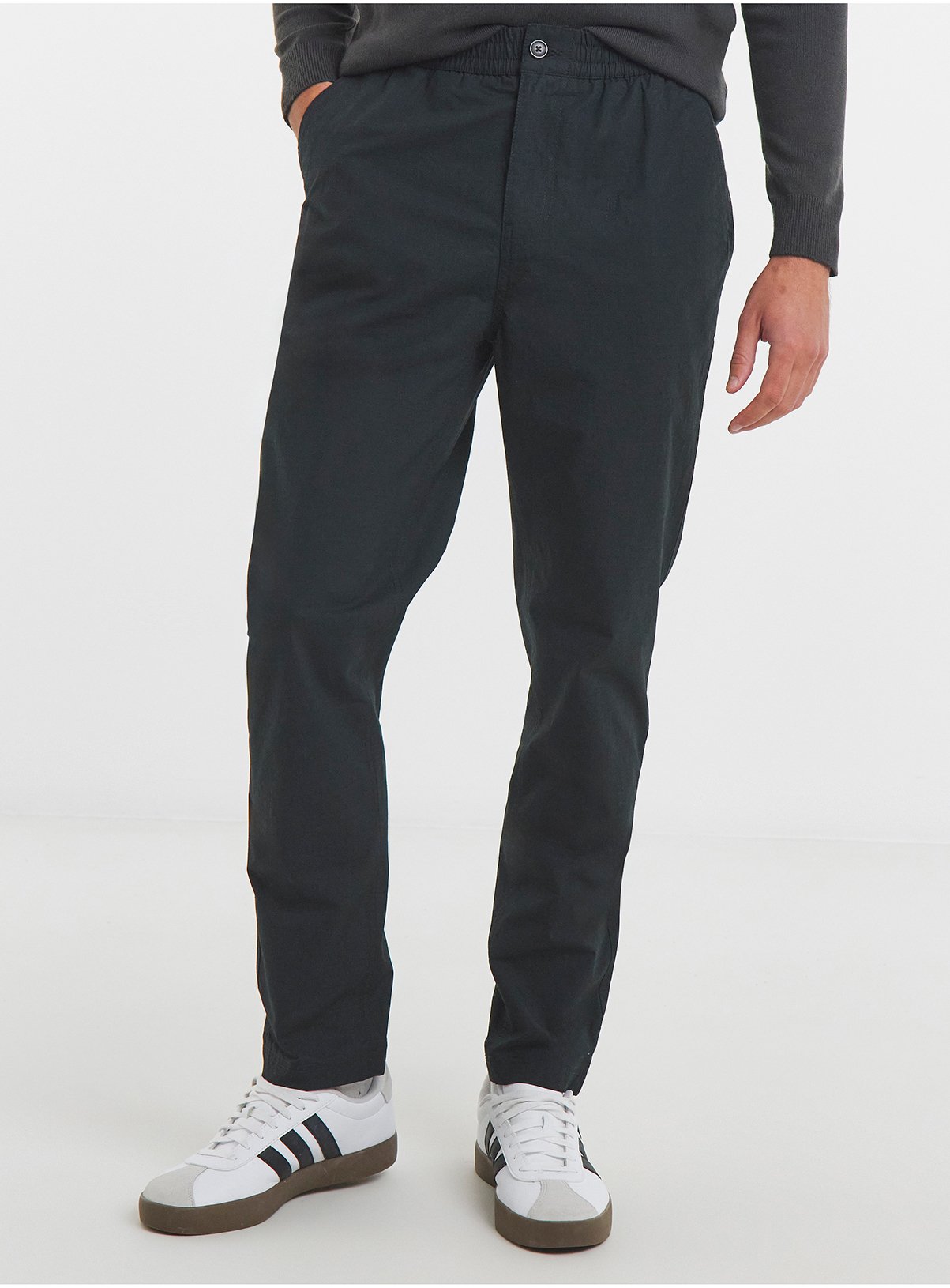 JACAMO Ripstop Tapered Comfort Stretch Trouser Black 36/38 - Image 1 thumbnail