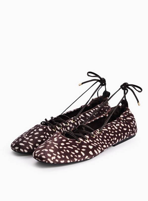 Deer Print Lace Up Ballerina Shoes 7