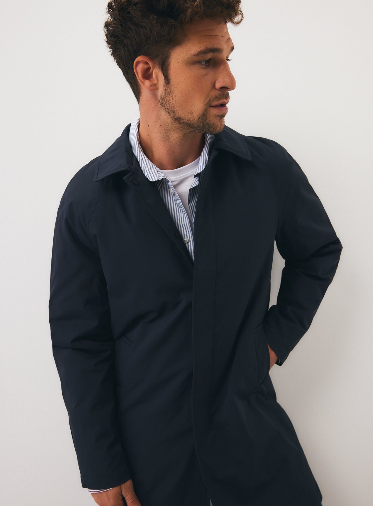 Navy Trench Coat  XXXL - Image 2 thumbnail