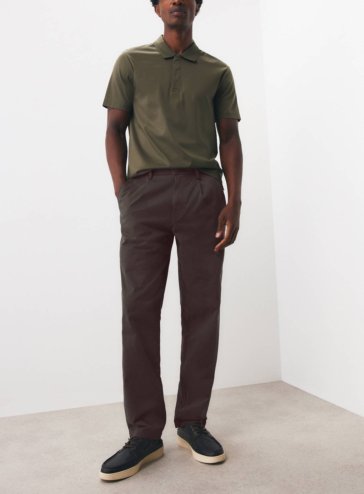 Brown Straight Leg single pleat trouser 38L - Image 1