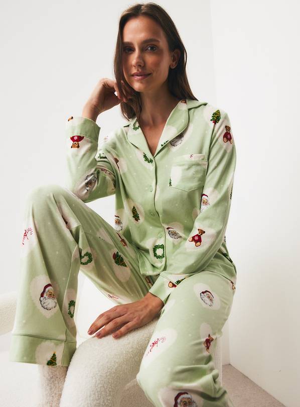 Christmas Sage Green Doily Icon Print Traditional Pyjamas S