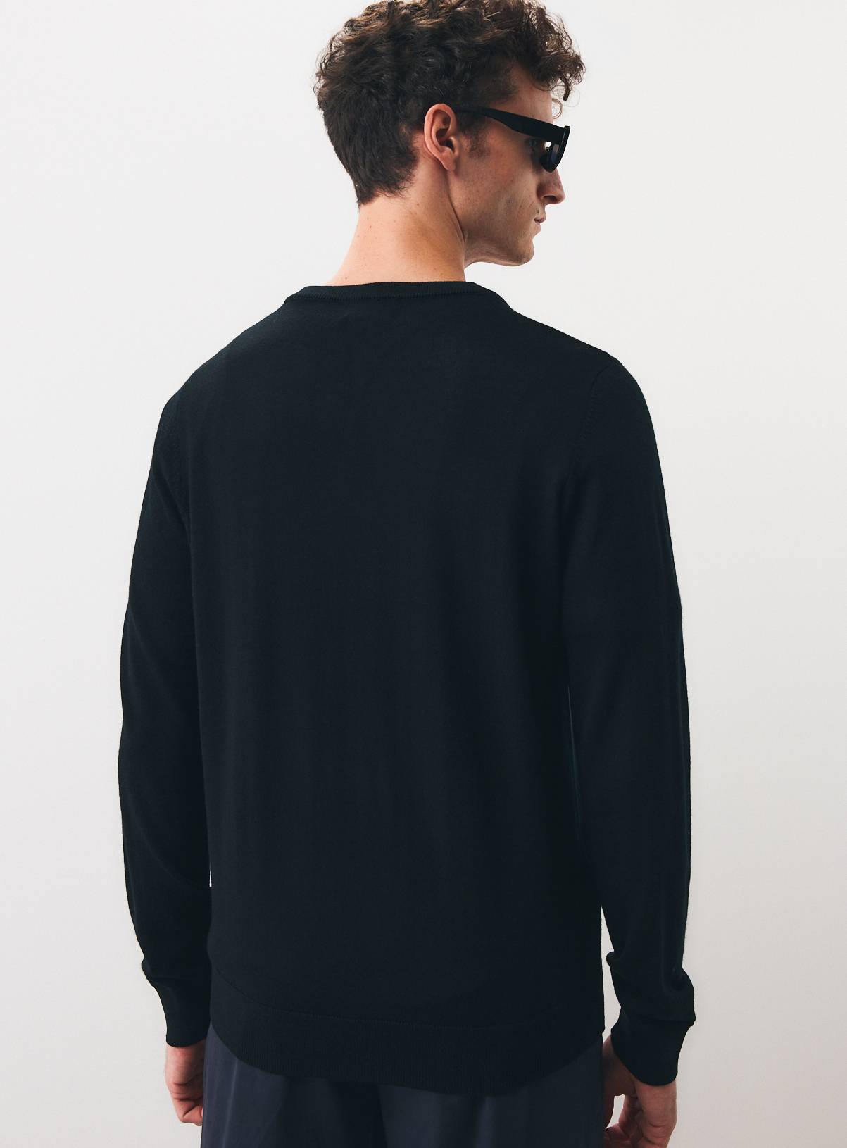Black Merino Wool V-Neck Jumper XXXXL - Image 5