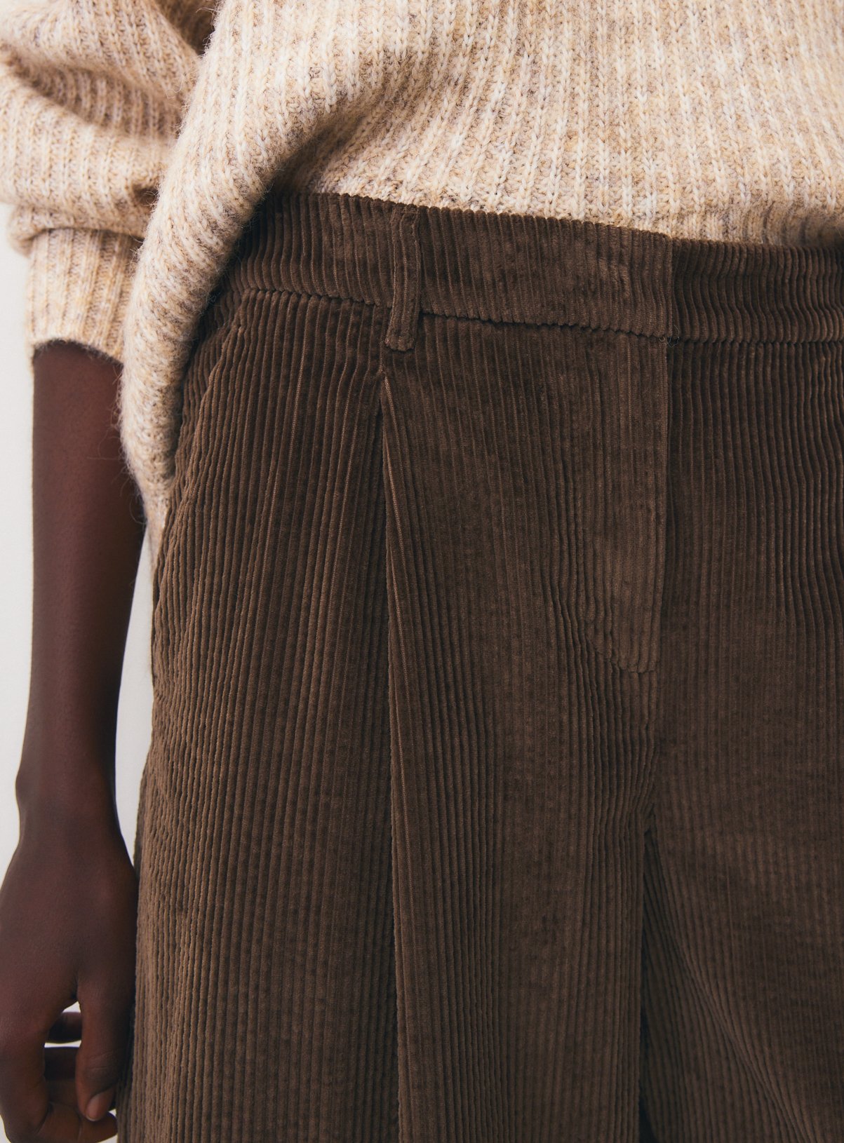 Relaxed Barrel Leg Cord Pull-On Trousers 10 - Image 2 thumbnail