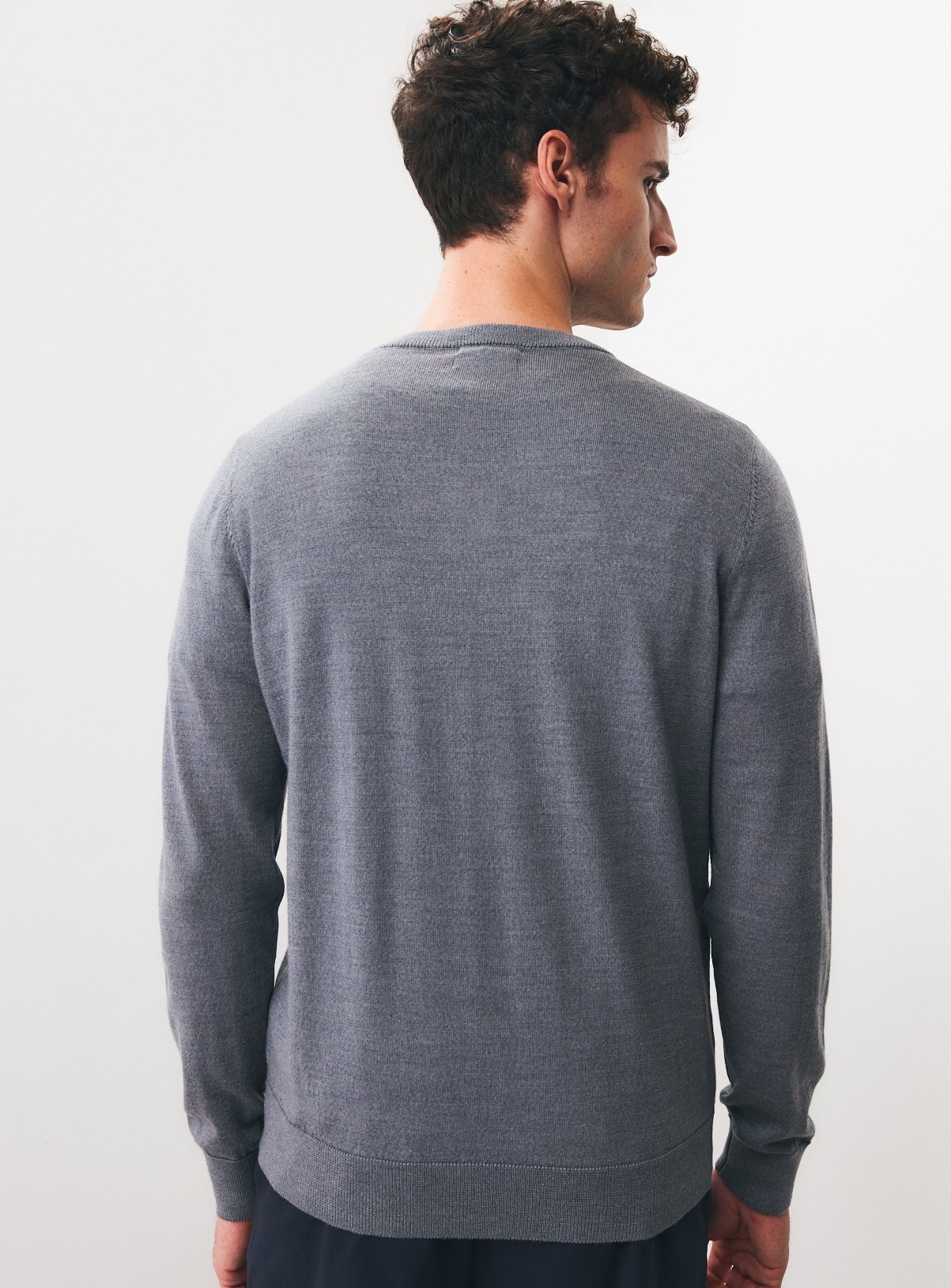 Grey Merino Wool V-Neck Jumper XXXXL - Image 3 thumbnail