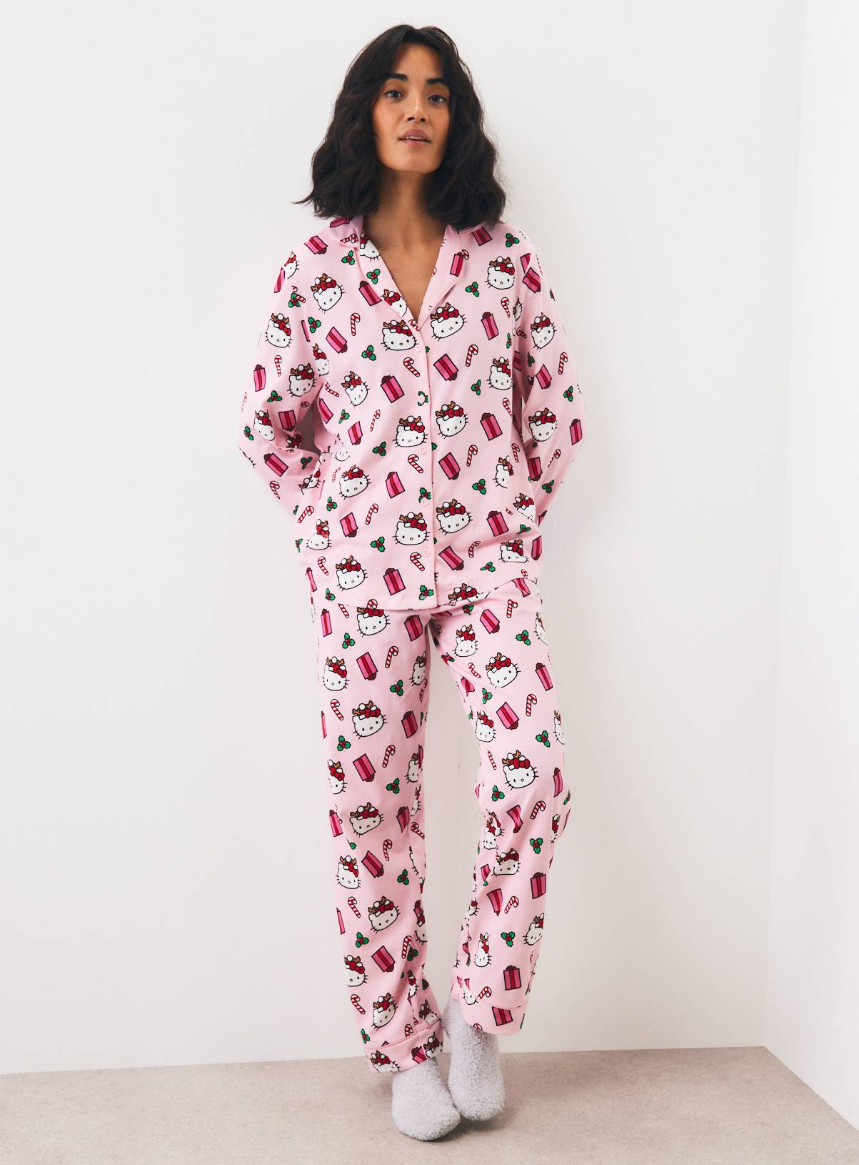 Pink Hello Kitty Traditional Pyjama Set XL - Image 3