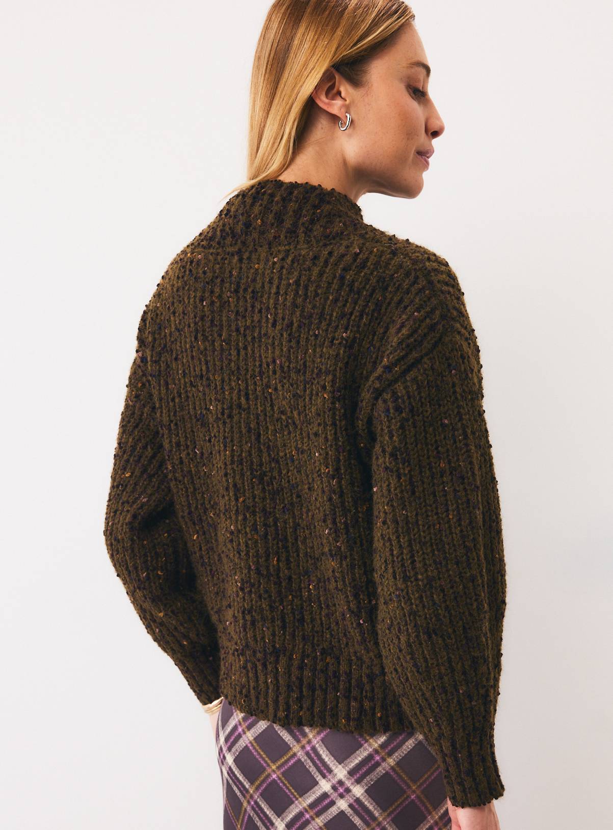 Khaki Fancy Yarn Popcorn V-Neck Jumper XL - Image 4