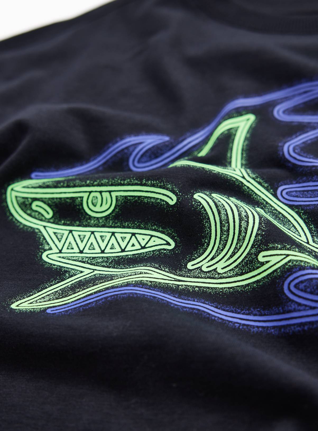 Shark Graphic Print T-Shirt 13 years - Image 2