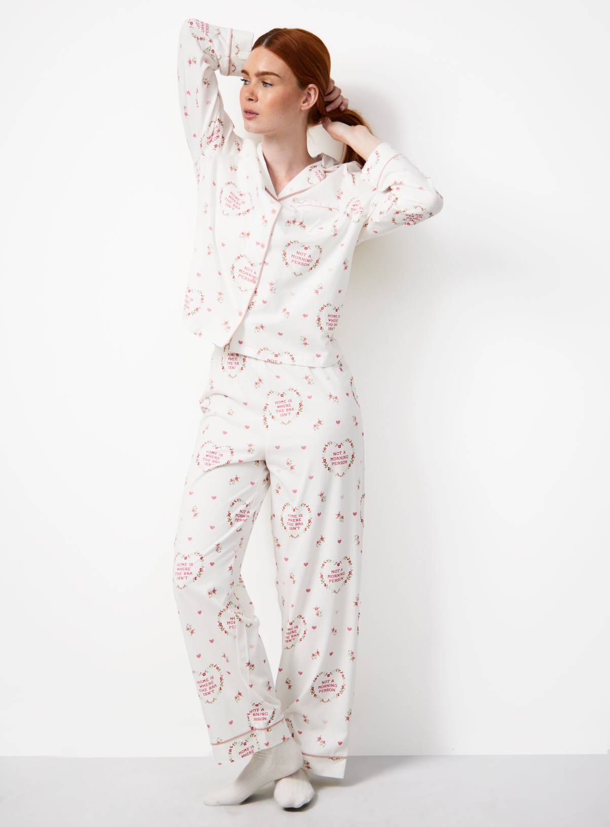 White Heart Print Traditional Pyjamas M - Image 1
