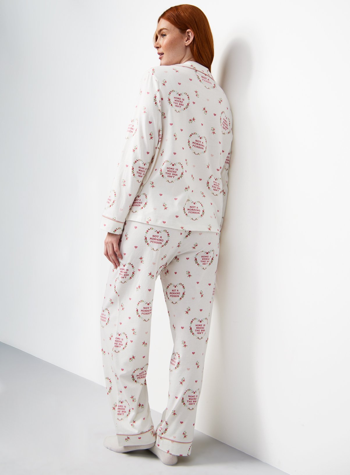 White Heart Print Traditional Pyjamas M - Image 4 thumbnail